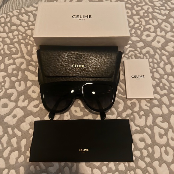 Celine Shadow - Picture 5 of 8